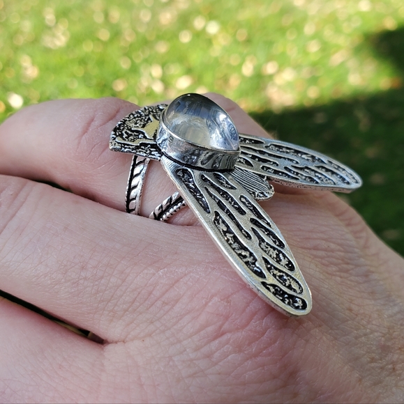 New Rose Quartz Flying Insect Silver Ring. - Picture 7 of 15
